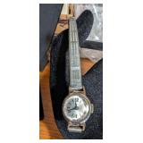 VTG/ANTQ SILVER TONE LADIES WATCH MARKED 'BENRUS'