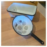 2PC VTG/ANTQ WHITE ENAMEL STRAINER & PAN
