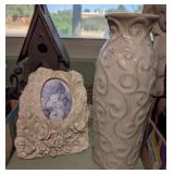 2PC CERAMIC VASE & FLORAL PICTURE FRAME