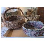 3PC ROUND WOVEN BASKETS, 2 W/HANDLES