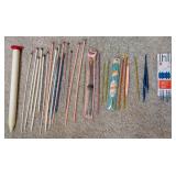 ASSTD KNITTING NEEDLES, METAL/PLASTIC, ASSTD SIZES