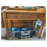 VTG/ANTQ WOOD DESK W/DRAWER