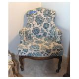 VTG/ANTQ ROLLING ARM CHAIR