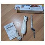 BLACK & DECKER SLICE RIGHT ELECTRIC KNIFE