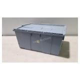 Tote with locking lid