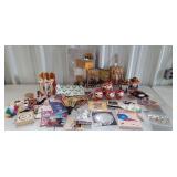 Asian theme collectibles & decor - Hand fans, mini