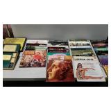 Albums. Group of thirty one 33 RPM record albums