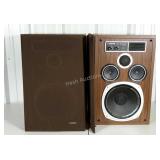 Pair of FISHER speakers. Studio-Standard Series