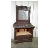 Project piece. Cottage style dresser with mirror