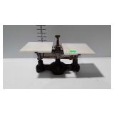 Balance scale