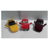 3 Maisto collector cars - no boxes