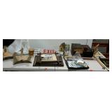 Home decor group lot, includes hose reels,