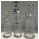 Apothecary bottles with stopper, set of three