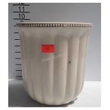 Ceramic planter, 8.5" diameter - seller code 1I