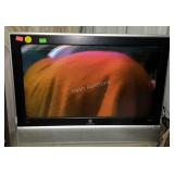 Vizio 32 inch flat screen tv, no stand and no