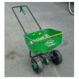 Scotts broadcast spreader