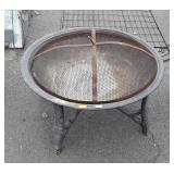 Fire pit with lid