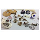 Group of jewelry, cufflinks, pins, earrings,