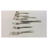 Towle Sterling flatware, 8 pieces total  345g