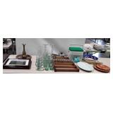 Home decor group lot, includes pictures, plates,