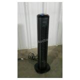 Holmes tower fan. Tested and works.