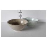2 Melamine style serving / mixing bowls, 10"