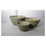 Nest of 3 pottery mixing bowls
