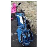 Golfers Lot, bag by Mizuno, with 6 misc Clubs,