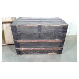 Antique Steamer Trunk with the interior Till