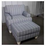 Living Room Chair with painted Feet, nice modern