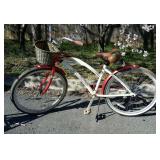 Street Cruiser ladies bicycle by La Jolla