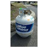 Propane grill tank, full, code 26