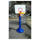 Little Tikes adjustable basketball hoop, code E