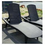Patio Lounge chaise, small hole