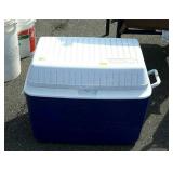 Rubbermaid 56 cooler