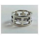 Size 8, Sterling silver cross ring