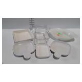 Kitchen ware- Pyrex divided oval bake / serve dish
