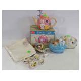 Easter decor - teapot, table cover, ceramic bunny