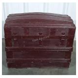Vintage Steamer Trunk, camel top style