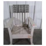 Patio Lawn Chair. Armed all wooden chair of