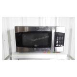Oster Microwave stainless, working