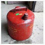 Red metal fuel can
