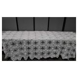 Crochet table cloth, in nice shape,
