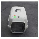 Small plastic pet carrier, seller code KP