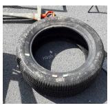 Single good year tire, size 225/55R17