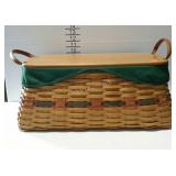 2002 Longaberger hostess treasures basket with