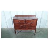 Princess Chest, 2 Serpentine front drawers over