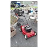 Murray 21 inch cut push mower with bagger, will