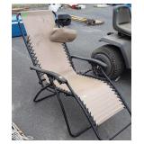 Zero gravity folding chair