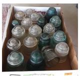 Box flat of glass insulators